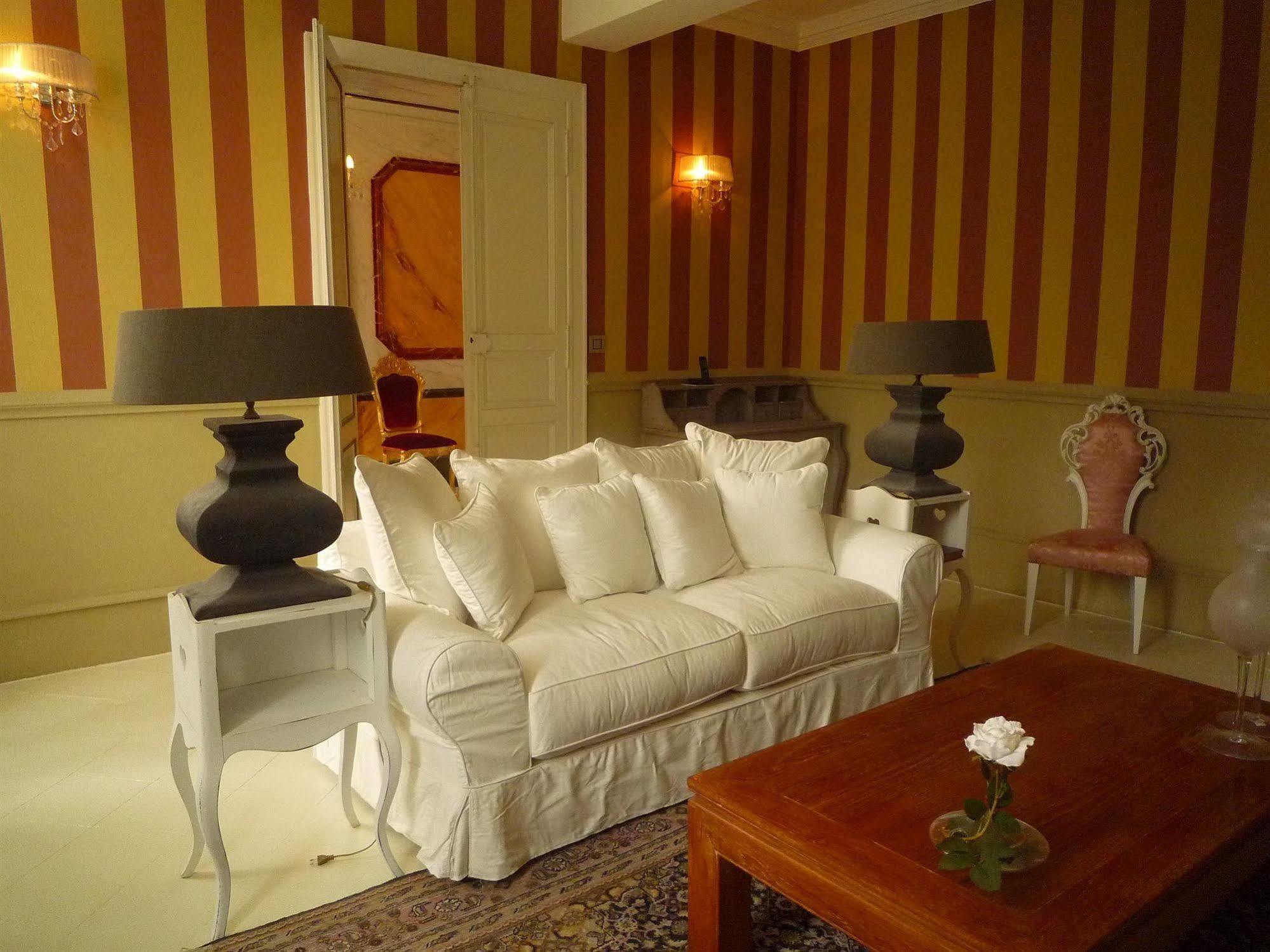 Le Relais Du Silence Chateau Lavail Labastide-dʼAnjou Dış mekan fotoğraf