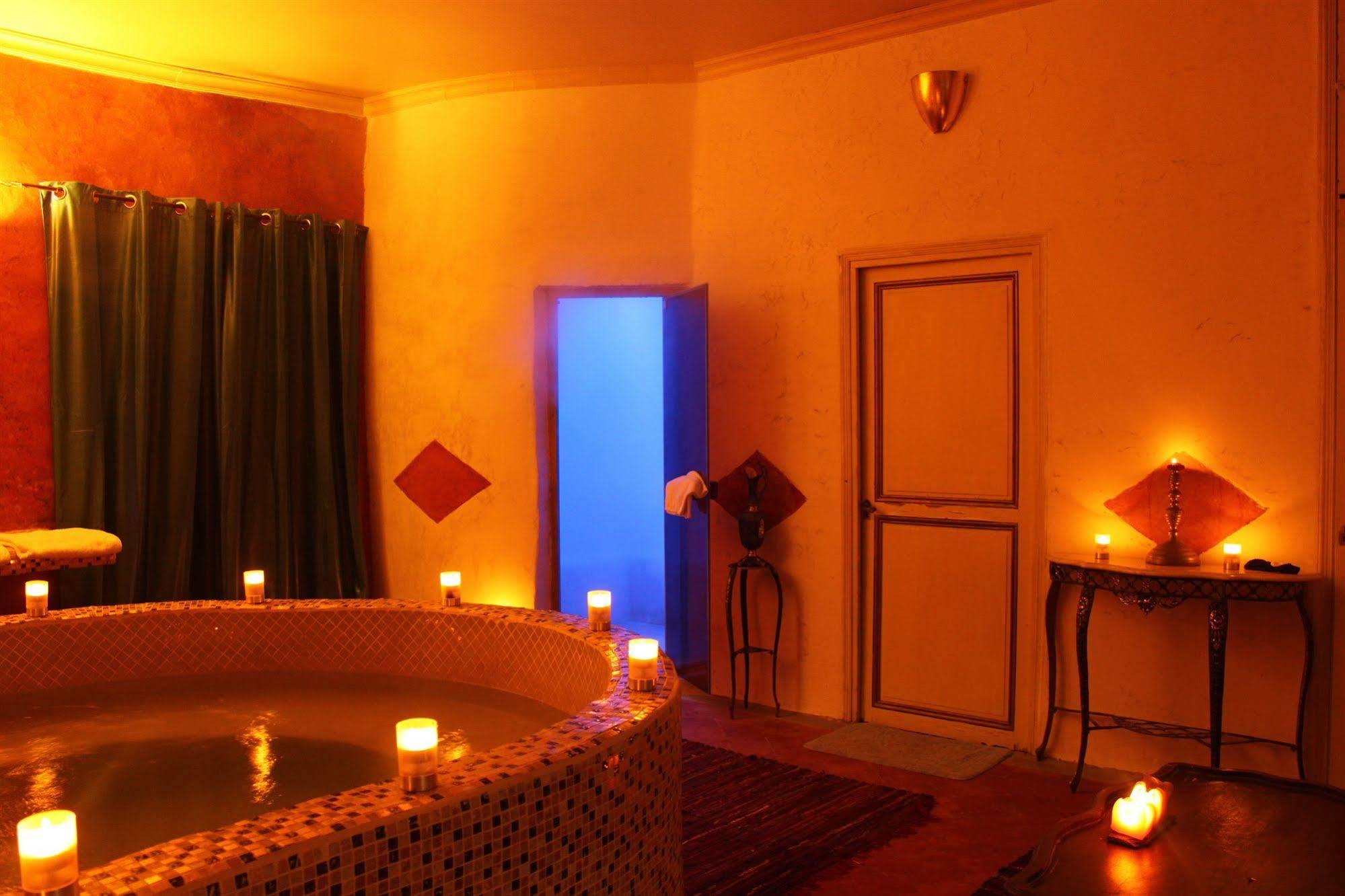 Le Relais Du Silence Chateau Lavail Labastide-dʼAnjou Dış mekan fotoğraf